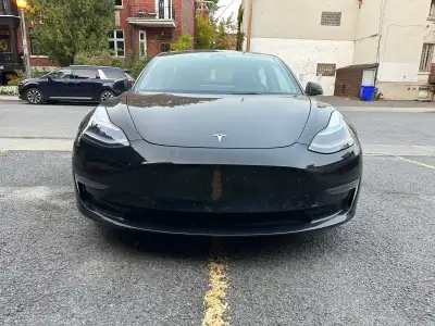 Tesla Model 3  Performance 
