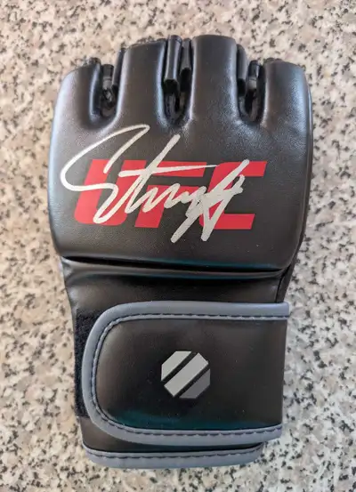 Israel Adesanya Signed Autograph MMA UFC Glove Beckett , View more