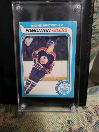 Wayne Gretzky rookie card - $3000