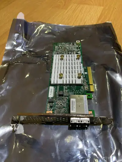 HPE Smart Array P408e-p SR Gen10  PCIe, View more