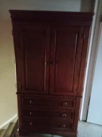 Armoire solid wood