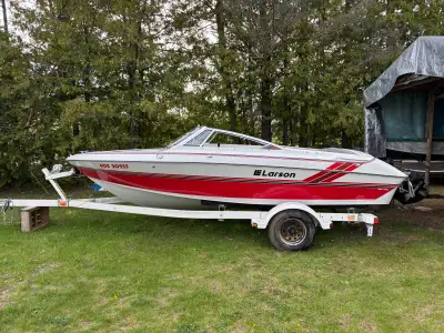 1989 Larson All American Bowrider 17 ft 120 HP 3.0 L engine Trailer included Kept in boathouse and s...
