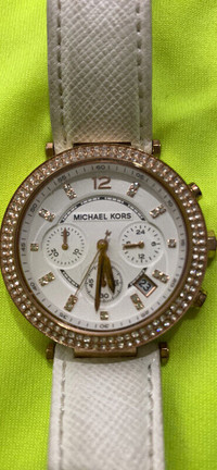 Montre Michael kors blanc