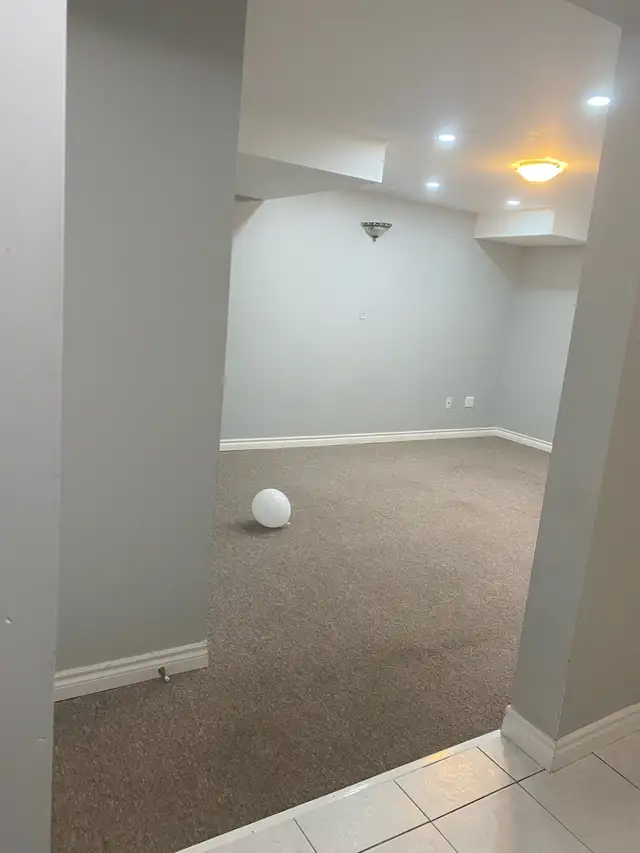 Basement For Rent in Milton Ready to Move In in Long Term Rentals in Oakville / Halton Region - Image 9