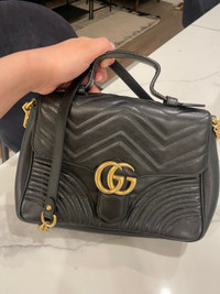 Authentique Gucci MarmontGG MARMONT MINI TOP HANDLE BAG