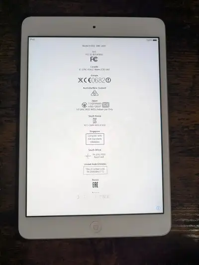 32GB Space Grey iPad Mini 1 with case, View more