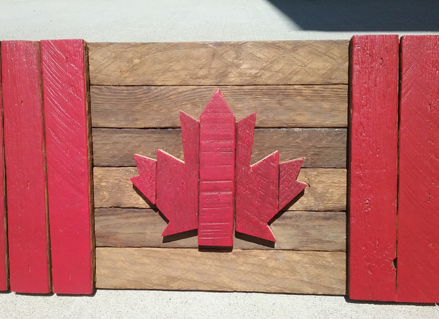 Rustic, Handmade, wood Canada Flags and Signs in Hobbies & Crafts in Renfrew - Image 2