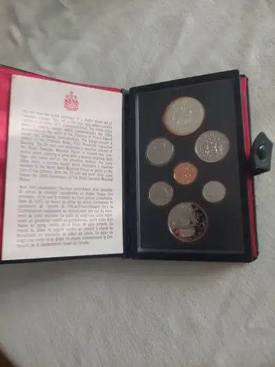 Collectable 1978 coin set, View more