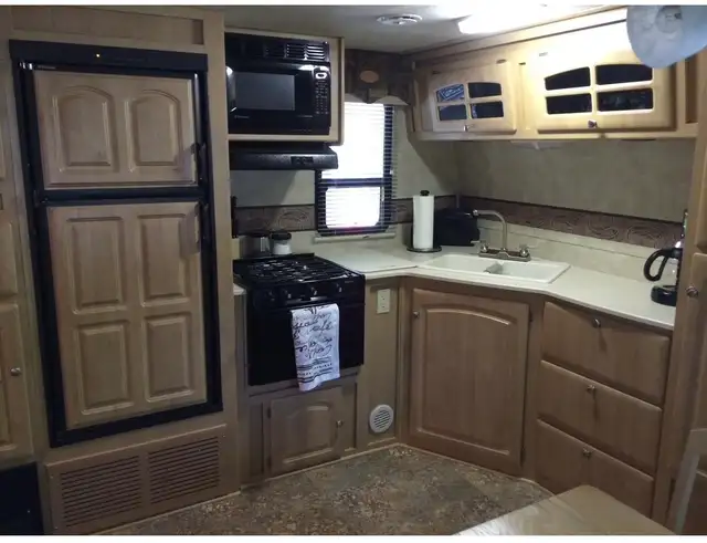 2008 StarCraft in Travel Trailers & Campers in Regina - Image 5