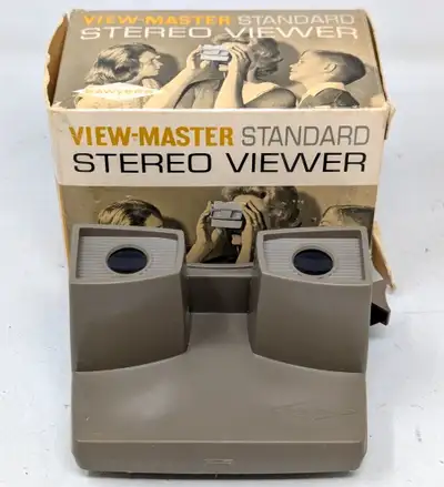 Asking $20.00 for this Vintage circa 1960s' original Sawyers Stander-Stereo Viewmaster Viewer that u...