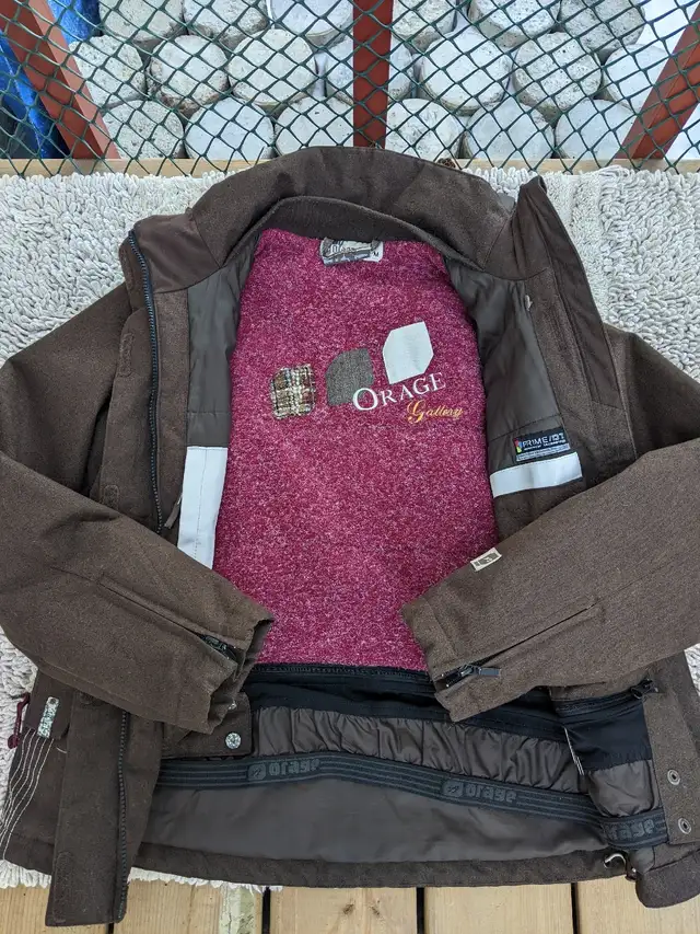 Orage winter jacket - Women's M in Women's - Tops & Outerwear in Calgary - Image 2