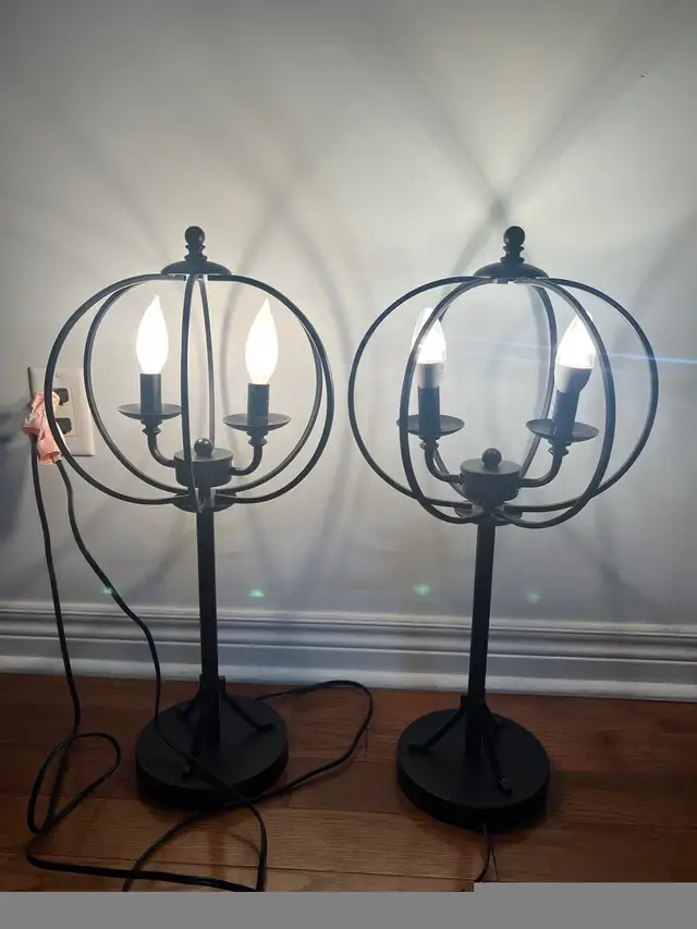 Nearly new elegant nice table lamps work perfectly fine $39 ea! in Indoor Lighting & Fans in Markham / York Region - Image 3