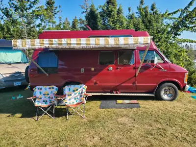 1980 Dodge B200 campervan Camper conversion by Campwagon 360ci V8 auto MVI to July 2026 Milage 80124...