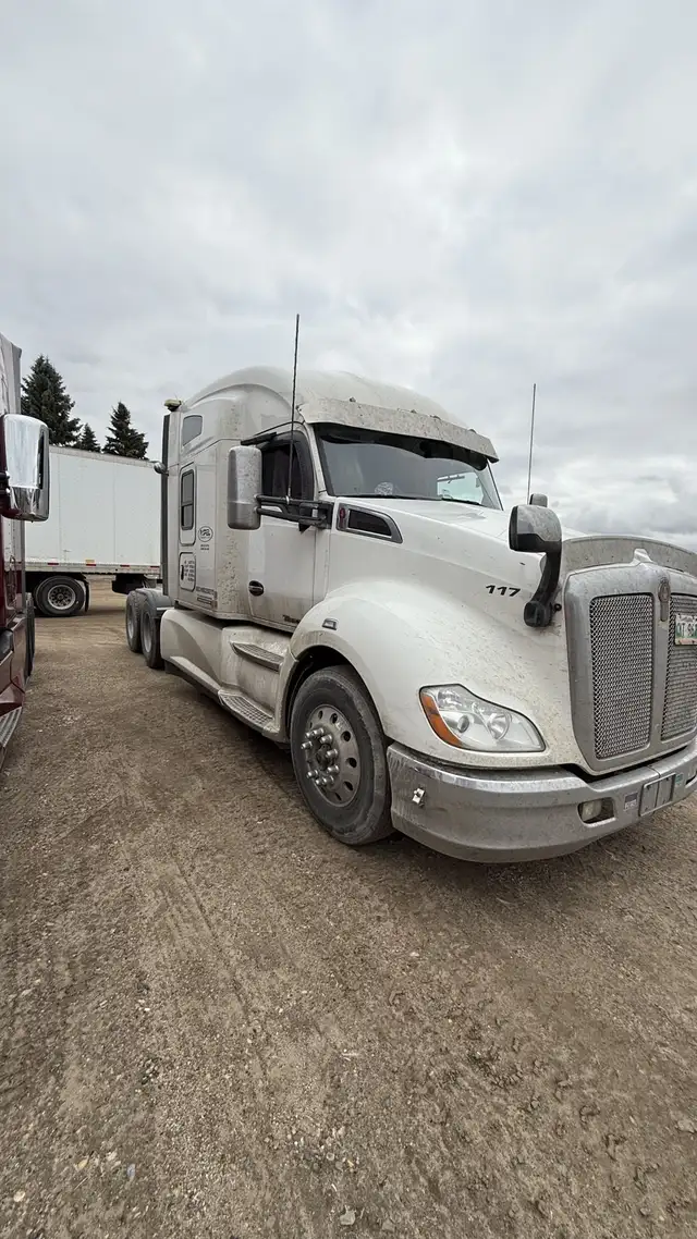 2019 Kenworth T680 in Heavy Trucks in Portage la Prairie - Image 3