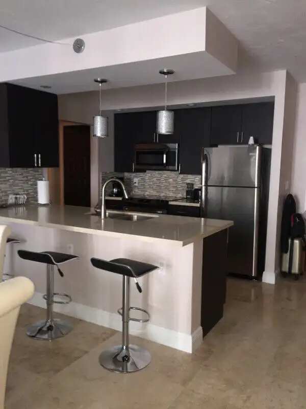 Hollywood/Hallandale Florida Beach Front Condo 2Br in Florida in Canada - Image 3