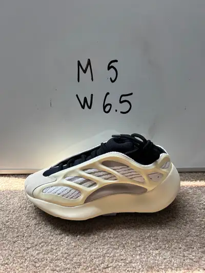 Yeezy 750 kijiji new arrivals