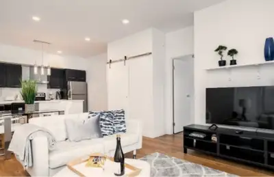 ** STUNNING ** 1-Bedroom Apartment in Osborne Village