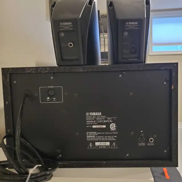 Computer speakers and Subwoofer in Speakers, Headsets & Mics in Markham / York Region - Image 3