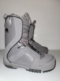 Salomon Dialoque Men's Snowboard Boots Size 9-US /EUR 42 