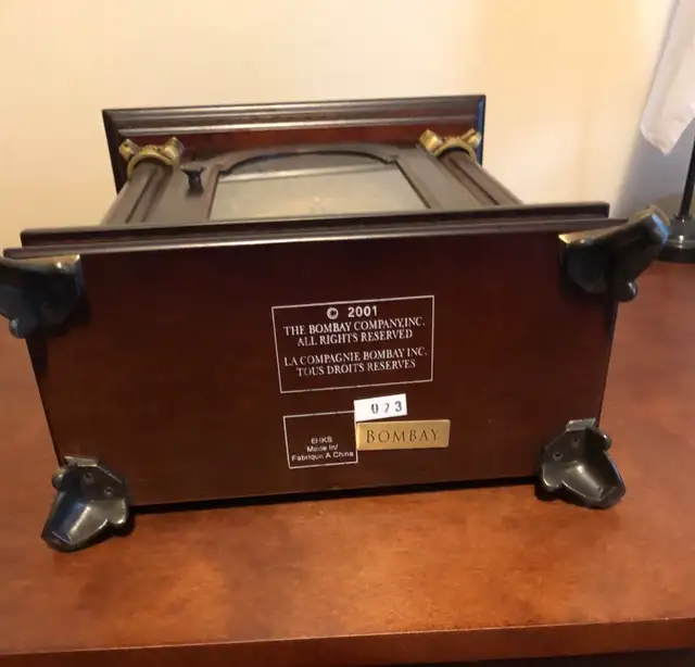 Desk Clock Bombay Company in Home Décor & Accents in Markham / York Region - Image 4