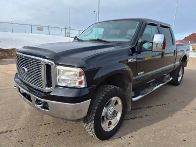 2007 Ford F350 Lariat, crewcab, superduty, EGR deleted 6.0 L powerstroke, 231 KM, grey power heated...