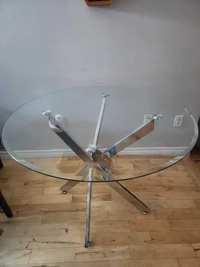 Table de cuisine en vitre ronde, View more