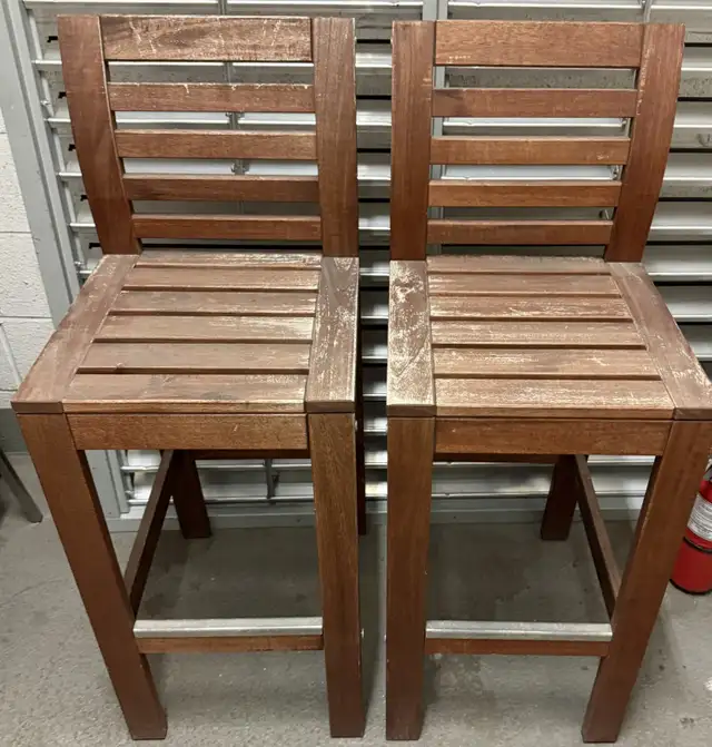 Wooden Bar Stools in Chairs & Recliners in Mississauga / Peel Region - Image 2