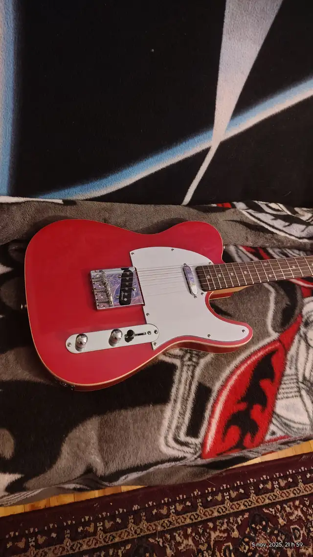 telecaster harley benton te62 DB de luxe in Guitars in Sherbrooke - Image 8