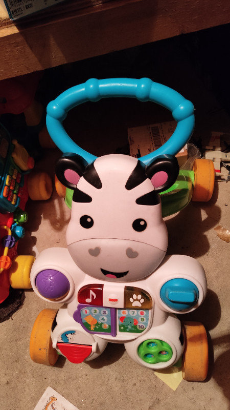 Trotteur / marcheur zèbre Fisher Price walker dans Jouets  à Laurentides