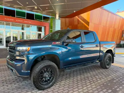 2019 Chevrolet Silverado RST Z71 1500 4X4 5.3L 8 Speed Trans Black leather seats Heated seats Heated...