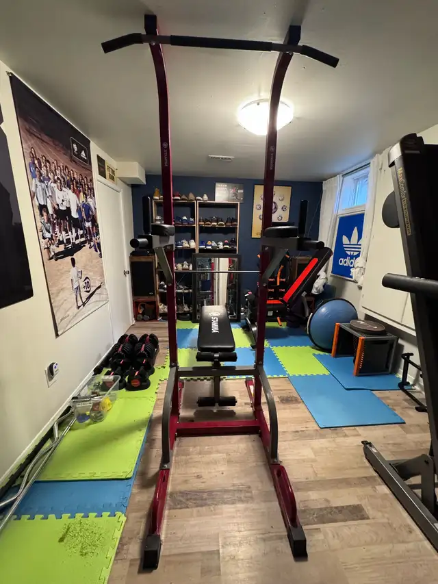 Power Tower with Foldable Padded Bench, Push Up Station, and Bar in Exercise Equipment in Ottawa - Image 8