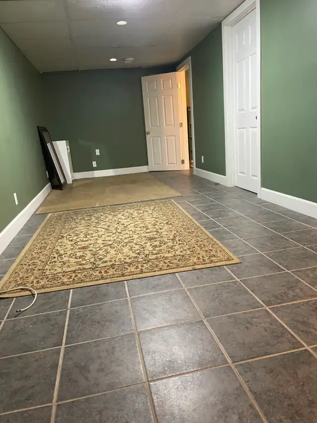OPEN PLAN, P/ENTRY SUITE,SELF CONTAINED. CLOSE TO DOWNTOWN.