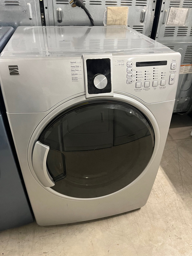 Sliver kenmore electric dryer  in Washers & Dryers in Stratford