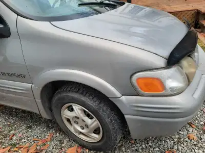 Très très propre à l'intérieur Aucun code d'allumé 2e propriétaire seulement Non fumeur et pas d'ani...