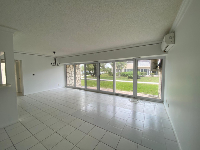 Great priced, Vacation Condo in the Bahamas for sale in Condos for Sale in Winnipeg - Image 3