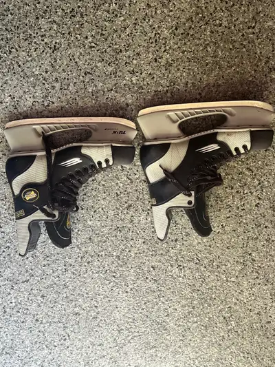 Bauer Vapor TUUK Custom Men’s Shoe Size Size 11.5 - 12, View more