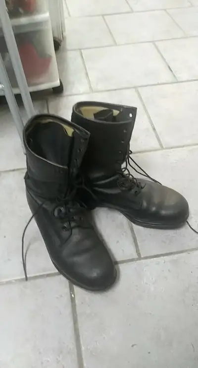 Bottes Militaire, View more