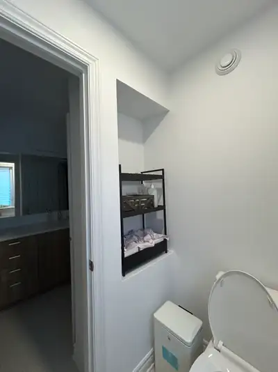 Master room Private Ensuite Bathroom For Rent in Riverside South