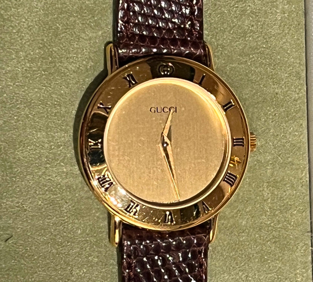 Authentic Women's GUCCI Watch in Jewellery & Watches in Edmonton - Image 2