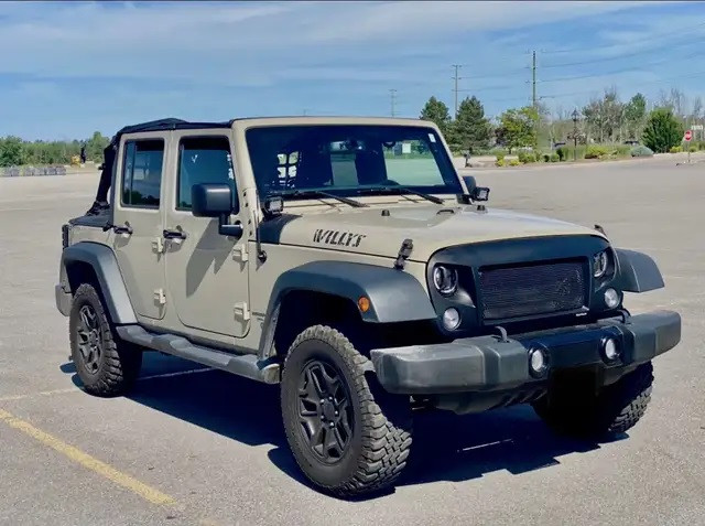 2017 Jeep Wrangler - Clean carfax in Cars & Trucks in City of Toronto