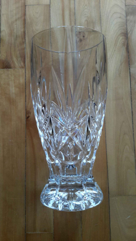 Grand Vase à fleurs, Cristal, 12po, Qualité Robuste dans Décoration intérieure et accessoires  à Ville de Montréal - Image 3