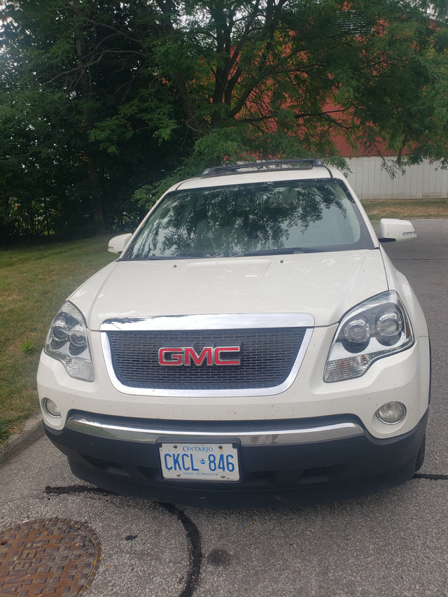 2007 GMC Acadia SUV, Crossover in Cars & Trucks in City of Toronto - Image 2