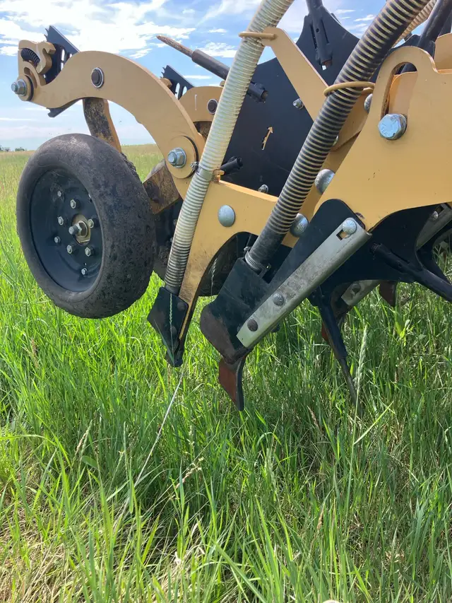 2023 Seedmaster SR in Farming Equipment in Prince Albert - Image 11