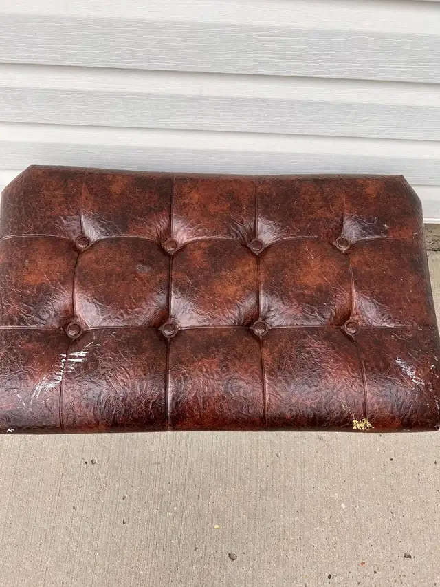 Faux Leather Storage Ottoman in Bookcases & Shelving Units in Edmonton - Image 4
