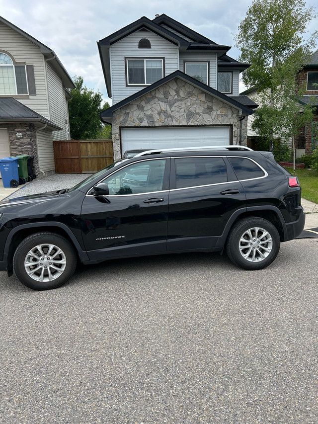 2021 Jeep Cherokee in Cars & Trucks in Calgary - Image 3