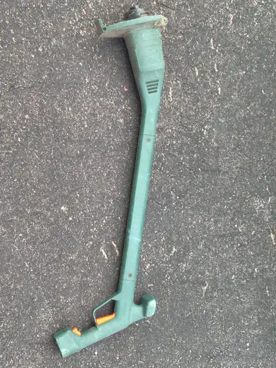 Weed trimmer + Yardworks corded blower, View more