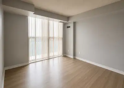2 bedroom , 2 full bathroom, kitchen, in unit washer and dryer, and a storage unit. Also includes 1...