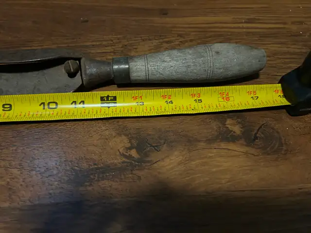 Vintage woodworking tool in Other in Markham / York Region - Image 4