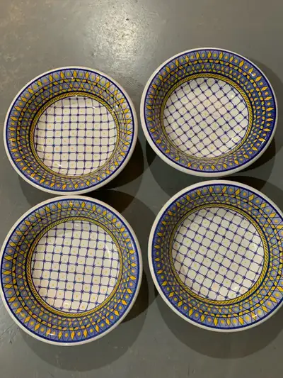 Serving bowls, View more