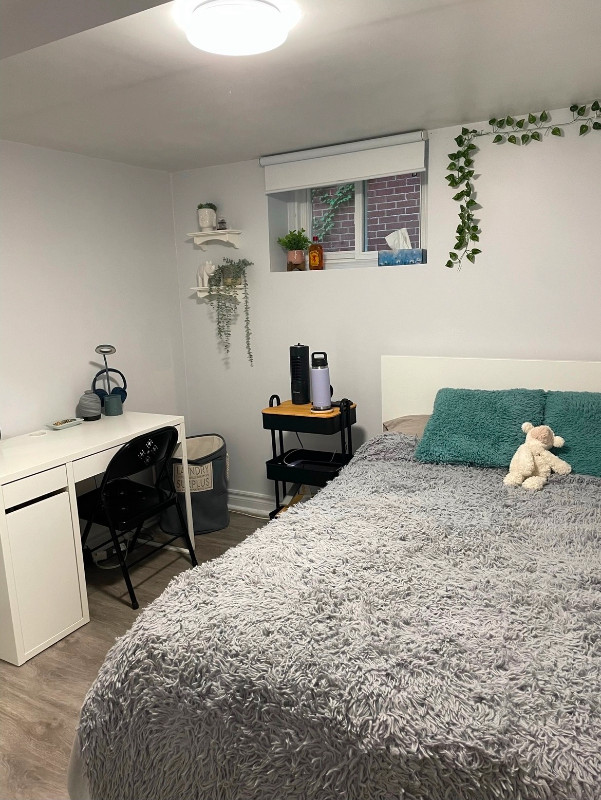 Spring/Summer Sublet (McMaster Students Only) in Room Rentals & Roommates in Hamilton